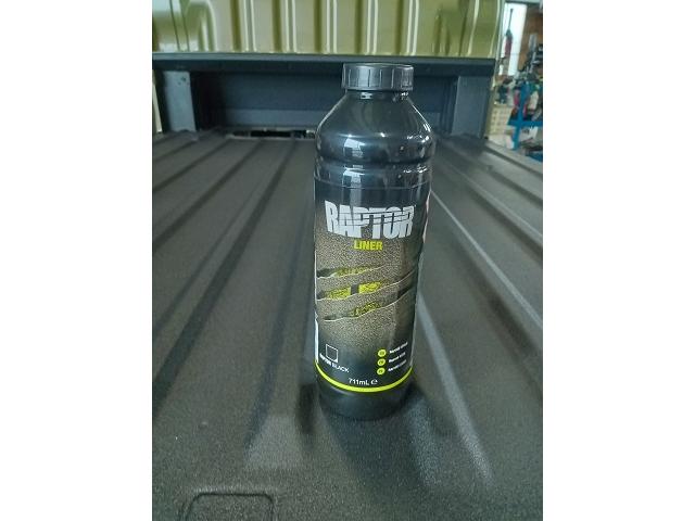 ラプター塗装も施工可能