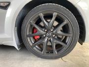 タイヤは車が地面と接する「足」になる部分です