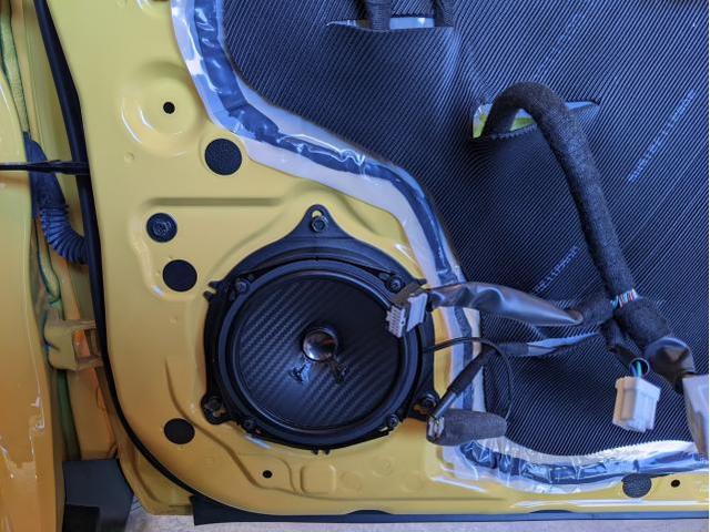 キックス　前後スピーカー取付！！