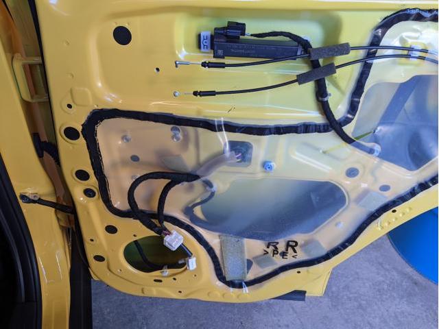 キックス　前後スピーカー取付！！