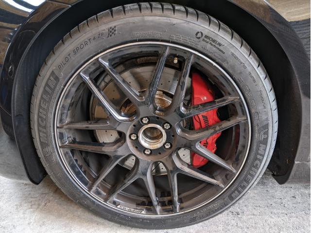 ベンツS63　タイヤ交換！！