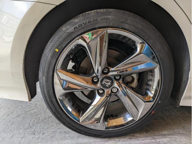 クラウン　タイヤ交換！！