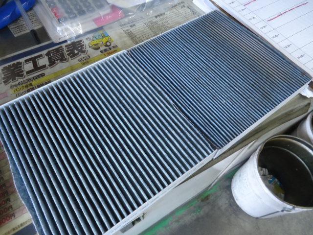 ホンダ シャトル エアコンフィルター交換