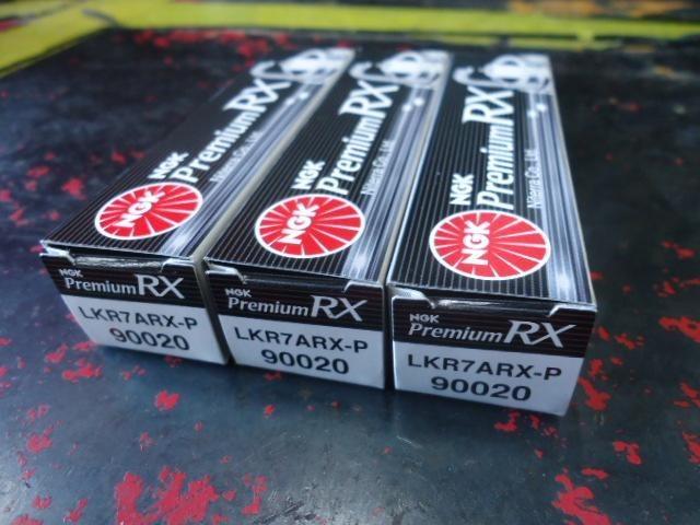 マツダ キャロル スパークプラグ交換＆エアコンガスクリーニング