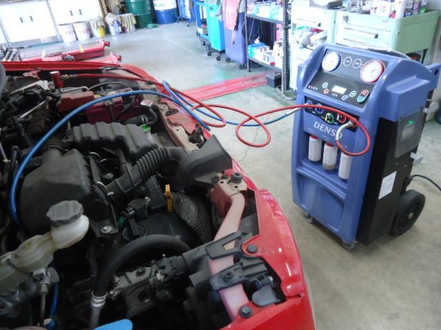 マツダ キャロル スパークプラグ交換＆エアコンガスクリーニング