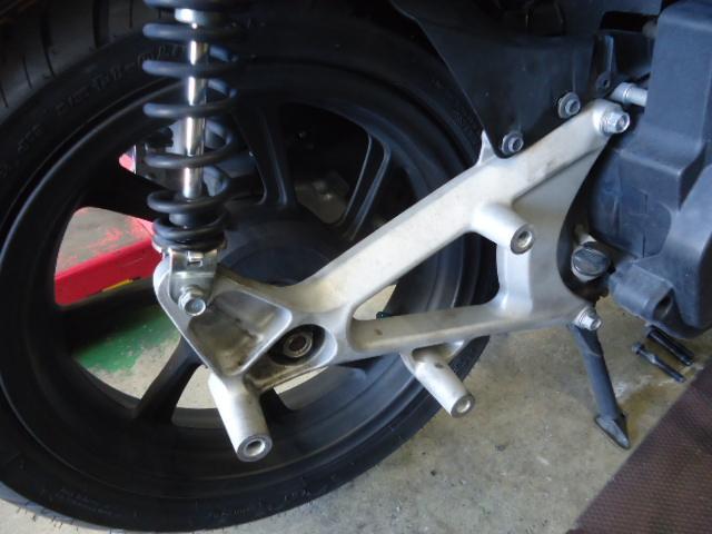 ホンダ PCX タイヤ交換