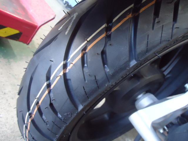 ホンダ PCX タイヤ交換