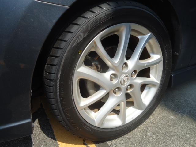 マツダ プレマシー タイヤ交換