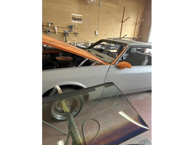 前編）UKエンジニアズは、輸入車の塗装も行っております！！カスタム塗装もお任せください！オリジナルカスタムも承っております。こんな感じにしたい、あんな感じにしたい、できる限りでのご提案をさせていただきます！　シボレー　カプリス