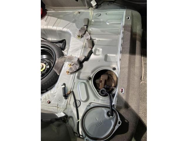 日産 マーチ(BK12)燃料漏れ修理