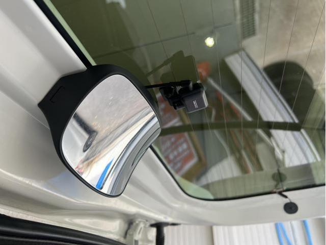 ホンダ　Ｎ－ＢＯＸ　ドラレコ取り付け