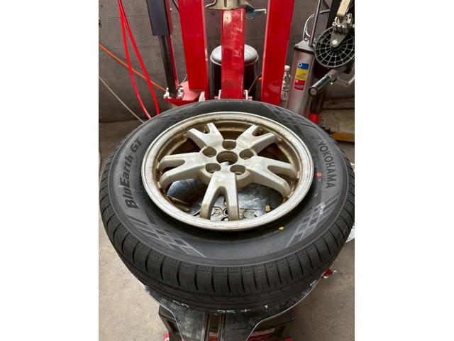 トヨタ　プリウス　法定点検　12ヶ月点検　オイル交換　タイヤ交換　持込　熊本県　熊本市　北区　中央区　西区　東区　南区　合志市　菊池市　菊陽町　大津町　植木町　山鹿市　玉名市　玉名郡　菊池郡　玉東町　植木町　山鹿市