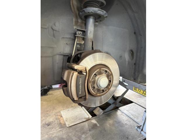 メルセデス・ベンツ　Ａクラス　ブレーキパッド交換　熊本県　熊本市　北区　中央区　西区　東区　南区　合志市　菊池市　菊陽町　大津町　植木町　山鹿市　玉名市　玉名郡　菊池郡　玉東町　植木町　山鹿市