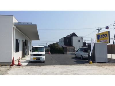 ヨシダガラス　日向店　ＪＡＧＵの画像