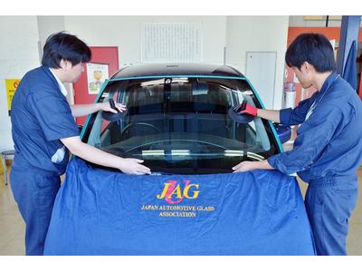 もしも愛車のガラスが割れてしまったら・・