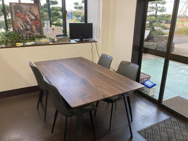 （有）大森自動車ガラス　ＪＡＧＵ9