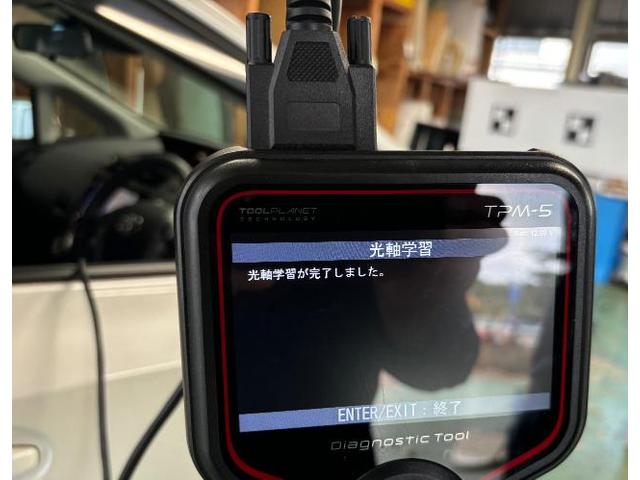 プリウスα　ガラス交換　エーミング作業