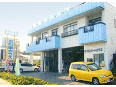 （有）日立オートガラス　ＪＡＧＵの画像