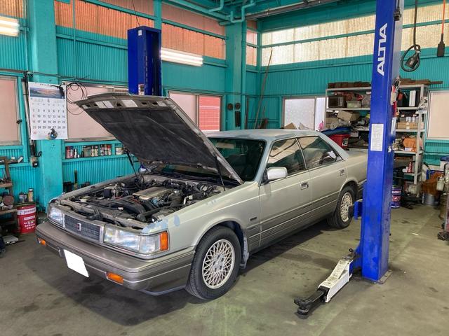 お車ならお任せ下さい。数々の施工実績もございます。お車の事なら当店の熟練整備士にお任せ下さい。