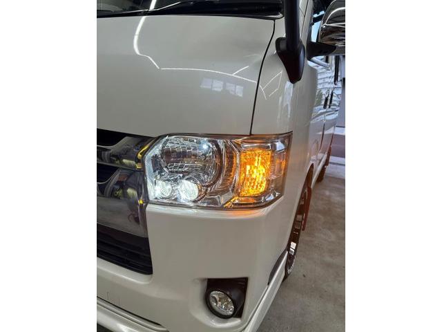 トヨタ　ハイエースバン　ハイエースワゴン　ハイエースバン　　カスタム　ウィンカーポジション　　TOYOTA　トヨタ　　千葉県　オリジナル　パーツ　柏市　松戸市　流山市　我孫子市　三郷市