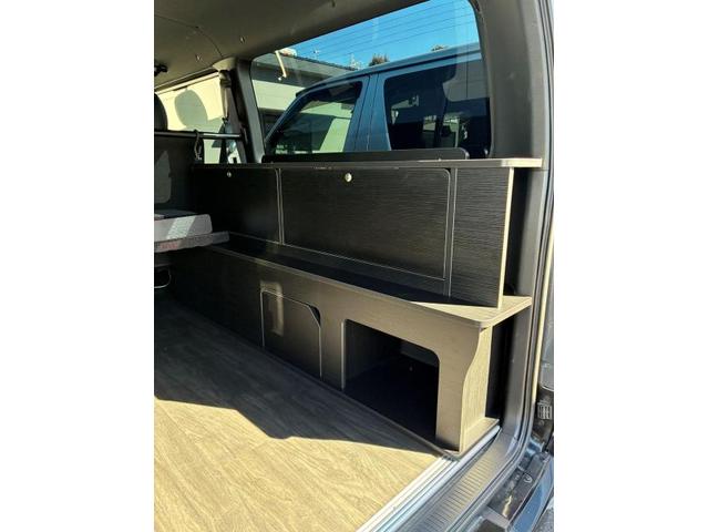 トヨタ　ハイエースワゴン　ハイエースバン　ハイエースワゴン　ルームベッドキッド　車中泊　TOYOTA　トヨタ　　千葉県　オリジナル　パーツ　柏市　松戸市　流山市　我孫子市　三郷市
