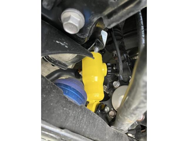 トヨタ　ハイエースバン　サスペンション・足回りパーツ取付　ショックアブソーバー　FLEXハイエースベース名古屋店　春日井