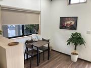 オープンしてすぐの店内ですので明るく開放的な店内となっております！