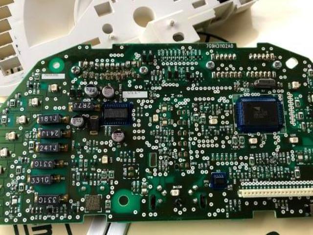 キャリイ DA63T メーター故障 メーター液晶映らない メーター