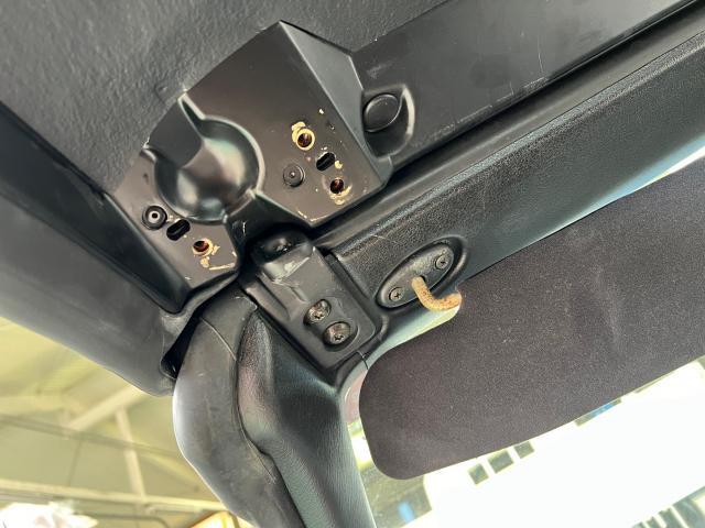 マツダ　NB8C　ロードスター　ハードトップキャッチ修理