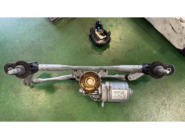 フィアット　５００　ワイパーリンク不良　ワイパー動かない　　アコルサ　フィアット専門店　アバルト専門店　三重県　津市　四日市　鈴鹿　伊賀　名張　伊勢　松阪　愛知　岐阜　滋賀　奈良　京都