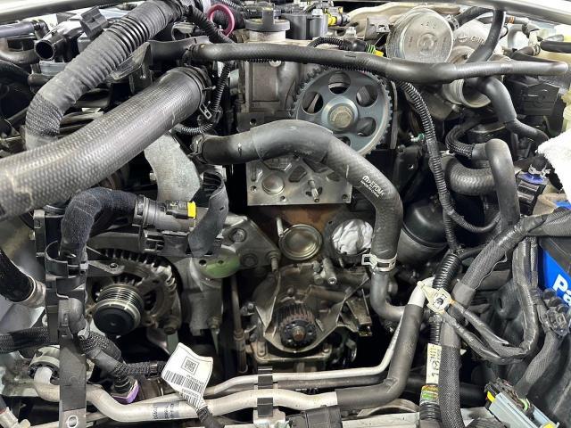 アバルト１２４ スパイダー　タイミングベルト交換　ウォーターポンプ　ファンベルト　テンショナー交換　　アコルサ　フィアット専門店　アバルト専門店　三重県　津市　四日市　鈴鹿　松阪　愛知　滋賀　奈良　京都　大阪　静岡　岐阜　和歌山