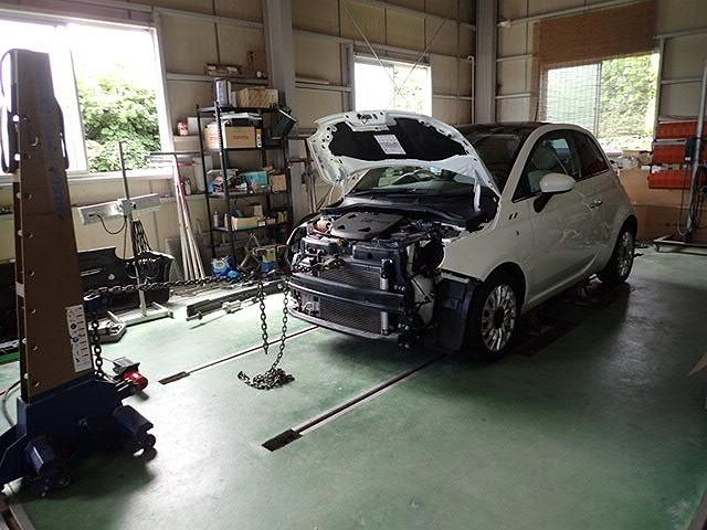 フィアット　５００　フロントバンパーまわり　板金修理　事故修理　　アコルサ　フィアット専門店　アバルト専門店　三重県　津市　四日市　鈴鹿　伊賀　松阪　伊勢　愛知　岐阜　滋賀　奈良　静岡　京都　大阪　和歌山