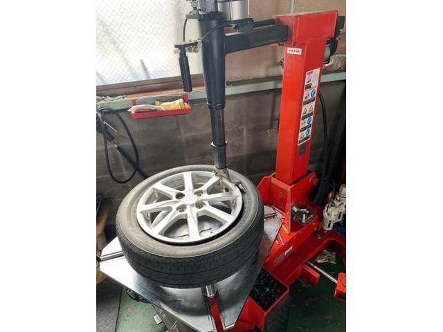 ダイハツ タントカスタムのタイヤ4本交換 BRIDGESTONE