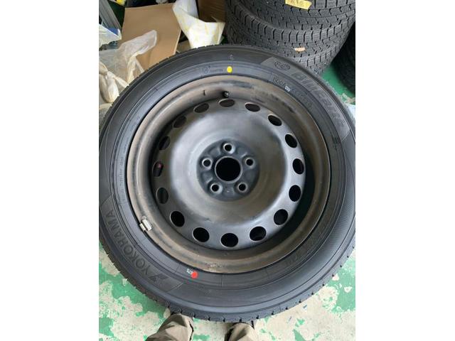 トヨタ　TOYOTA　シエンタ　185/60R15　ホイール・タイヤ交換