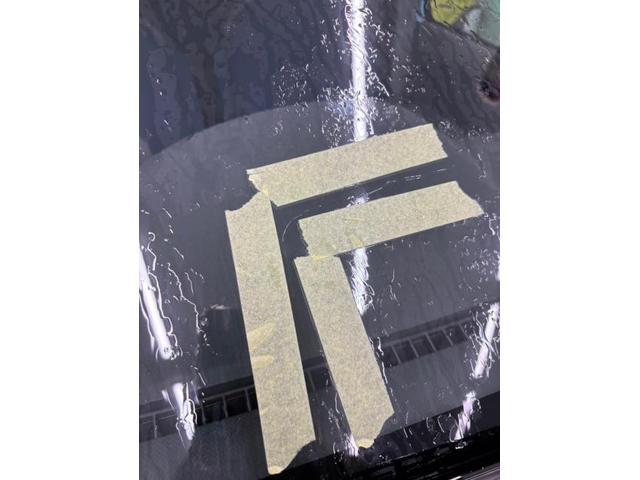 トヨタ　シエンタ　フロントガラス　堺市　大阪市　泉大津市　松原市　和泉市　高石市　岸和田市　羽曳野市　藤井寺市　八尾市　東大阪市　富田林市　貝塚市　泉佐野市　ほかの地域のお客様も大歓迎です。