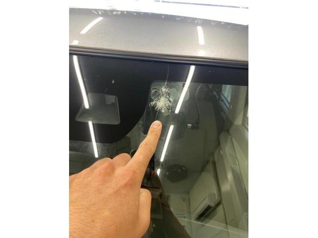 ダイハツ　タントのフロントガラス交換ご依頼ありがとうございます。TNK大阪　TNK堺　飛び石　ヒビ　ヒビ割れ　フロントガラス　自動車ガラス　堺　松原　狭山　高石　和泉　岸和田　貝塚　泉佐野　泉南　富田林　羽曳野　藤井寺　平野