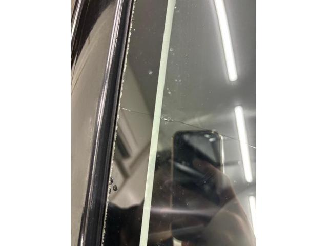 スズキ　スイフトフロントガラス交換のご依頼ありがとうございます。TNK大阪　TNK堺　飛び石　ヒビ　ヒビ割れ　自動車ガラス　自動車保険修理　堺　松原　狭山　高石　和泉　岸和田　貝塚　泉佐野　泉南　富田林　羽曳野　藤井寺　平野　