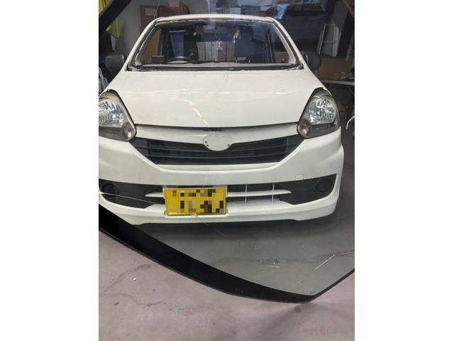 トヨタ　ピクシスエポック　フロントガラス交換のご依頼ありがとうございます。TNK大阪　TNK堺　飛び石　ヒビ　ヒビ割れ　自動車ガラス　自動車保険修理　堺　松原　狭山　高石　和泉　岸和田　貝塚　泉佐野　泉南　富田林　羽曳野　藤井寺　平野