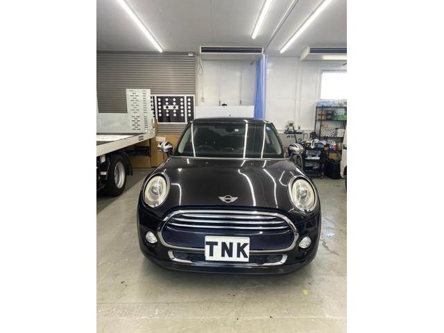 ＭＩＮＩ　フロントガラス 　フロントガラス交換のご依頼ありがとうございます。TNK大阪　TNK堺　飛び石　ヒビ　ヒビ割れ　自動車ガラス　自動車保険修理　堺　松原　狭山　高石　和泉　岸和田　貝塚　泉佐野　泉南　富田林　羽曳野　藤井寺　平野