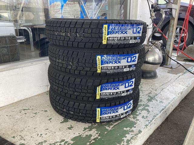 タイヤ販売もしております。タイヤ選びでお困りなら当社にご相談下さい。
