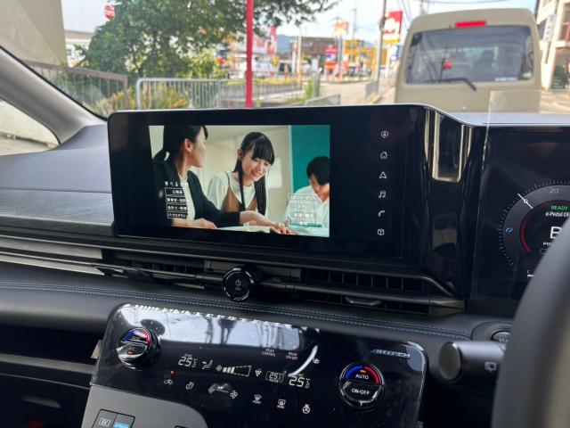 【宝塚市】ニッサン セレナ C28 持込リアモニター・テレビキャンセラー取付