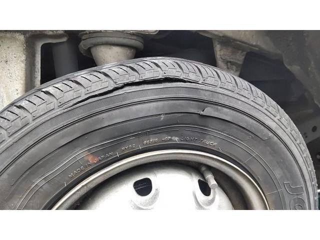 ハイゼットカーゴ タイヤのパンク修理 八潮市 三郷市 草加市 ハイゼットカーゴ タイヤのパンク修理 八潮市 三郷市 草加市