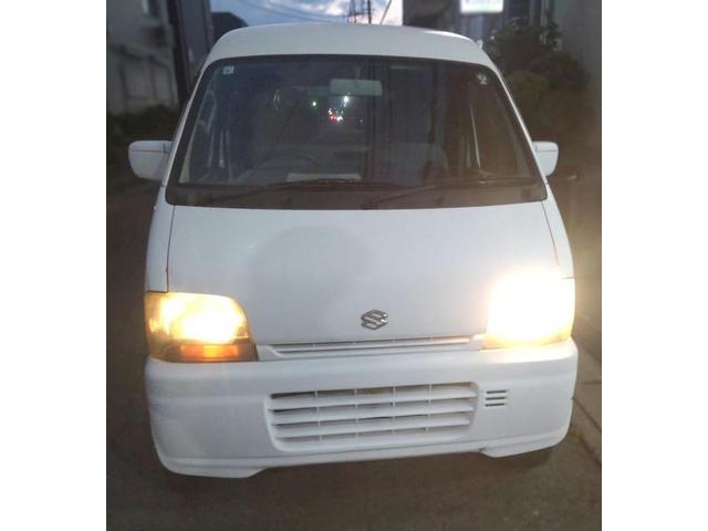 スズキ　エブリイ  ヘットライト球交換
