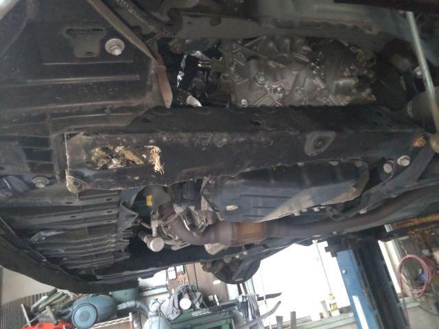 トヨタ　シエンタ　クロスメンバー交換