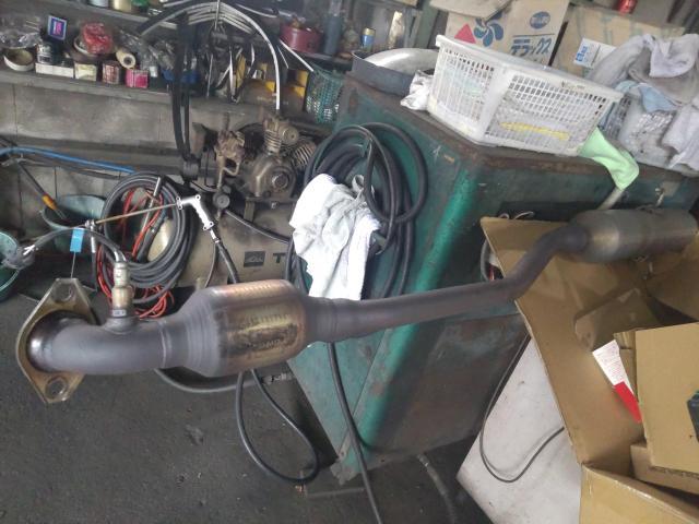 トヨタ　シエンタ　クロスメンバー交換