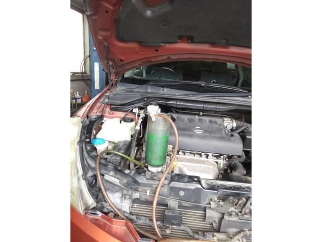 日産　ムラーノ　ラジエーター水漏れ修理