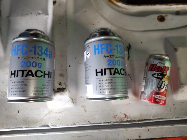 スバル　サンバートラック　オルターネーター・コンプレッサ交換