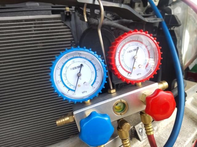 日産　フーガ　ラジエーター交換