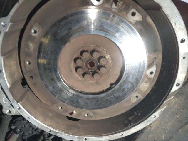 日野　デュトロ　クラッチオーバーホール