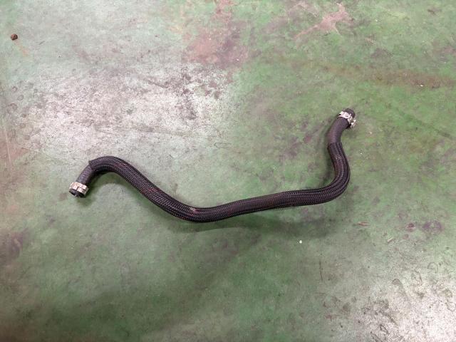 メルセデス・ベンツ　Ｃクラス　燃料ホース交換　車検　青梅市・瑞穂町・羽村市・あきる野市周辺の車検・整備・修理・ナビ取付・タイヤ取付など、お車の事ならお気軽にご相談下さい！！